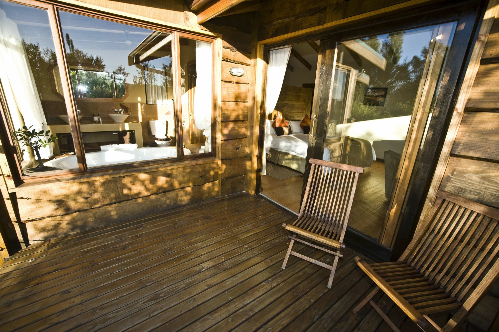 Elephant Hide Of Knysna Guest Lodge Exterior foto